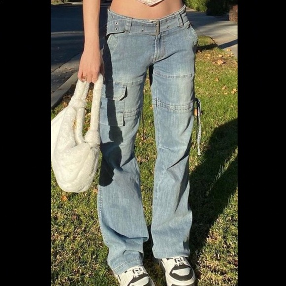 Mid Waist Splice Cargo Jeans - Picture 2 of 5